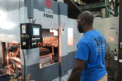Selecting Sinto for their automated molding system